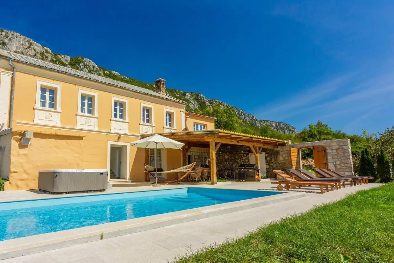 Holiday Home In Bribir 39113 Bribir (Primorje-Gorski Kotar)