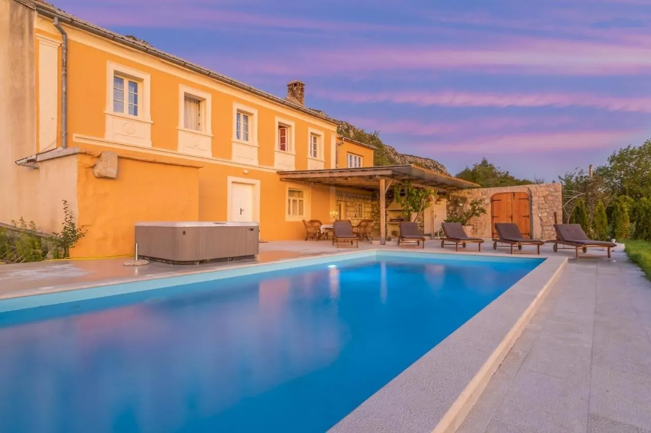 Holiday Home In Bribir 39113