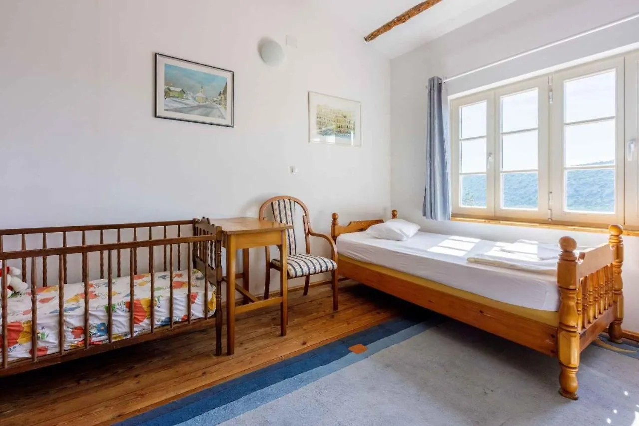 Holiday Home In Bribir 39113