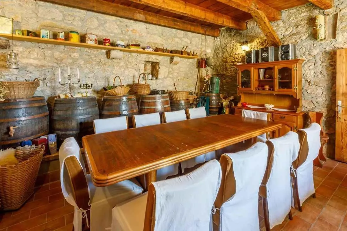 Holiday Home In Bribir 39113 Bribir (Primorje-Gorski Kotar)